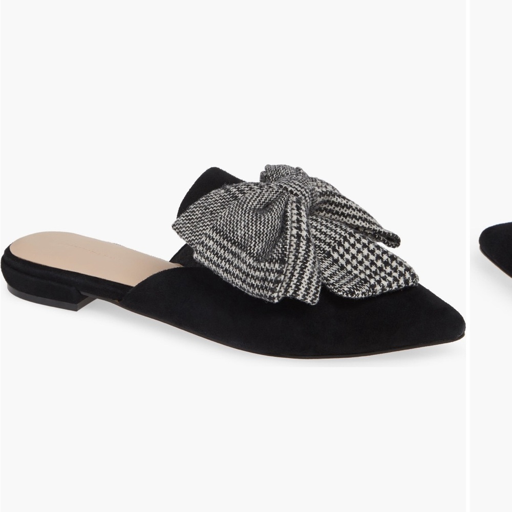 Something Navy black and white bow mules. Size 7.5